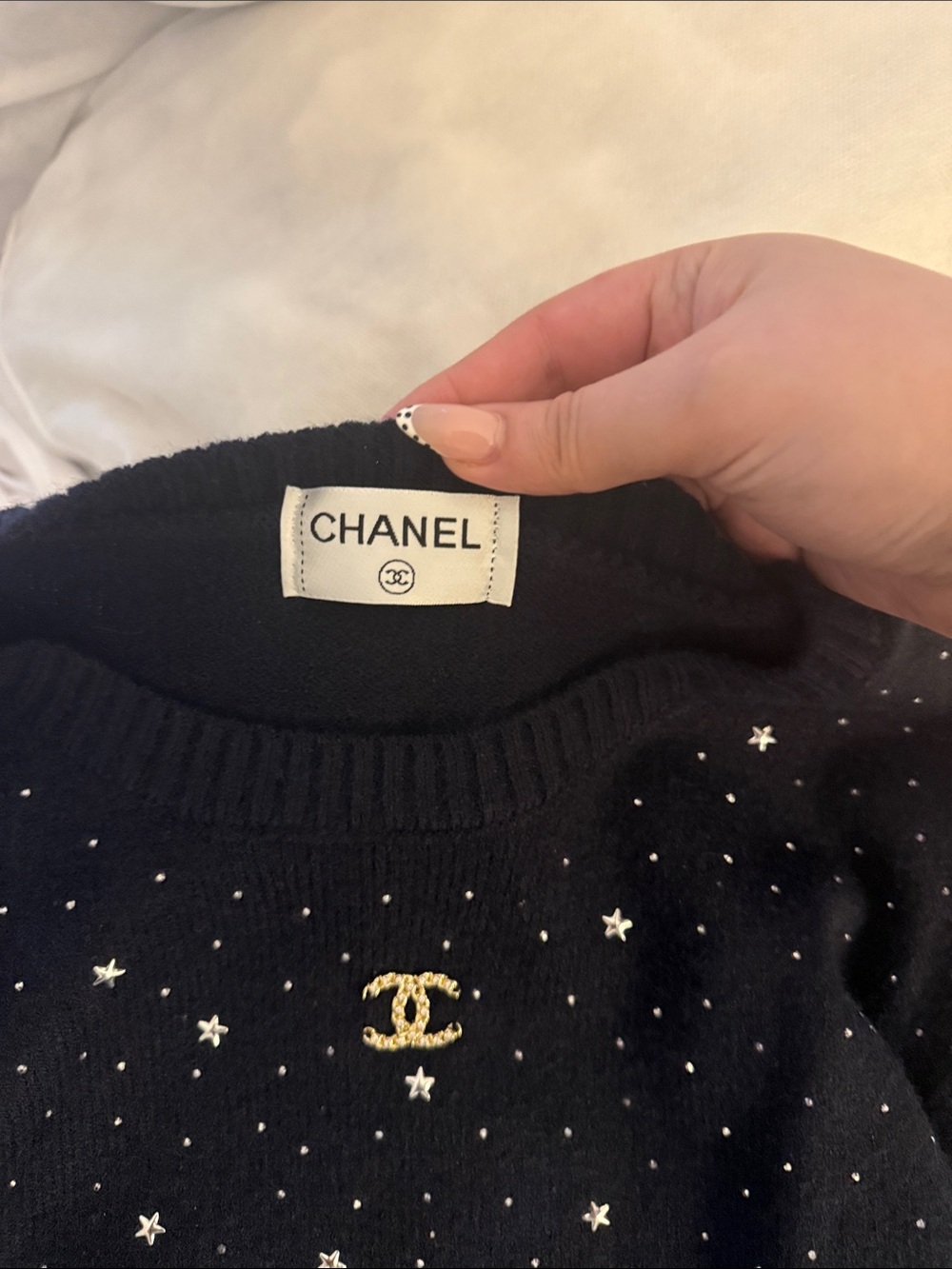 chanel sweater - Picture 2 of 3